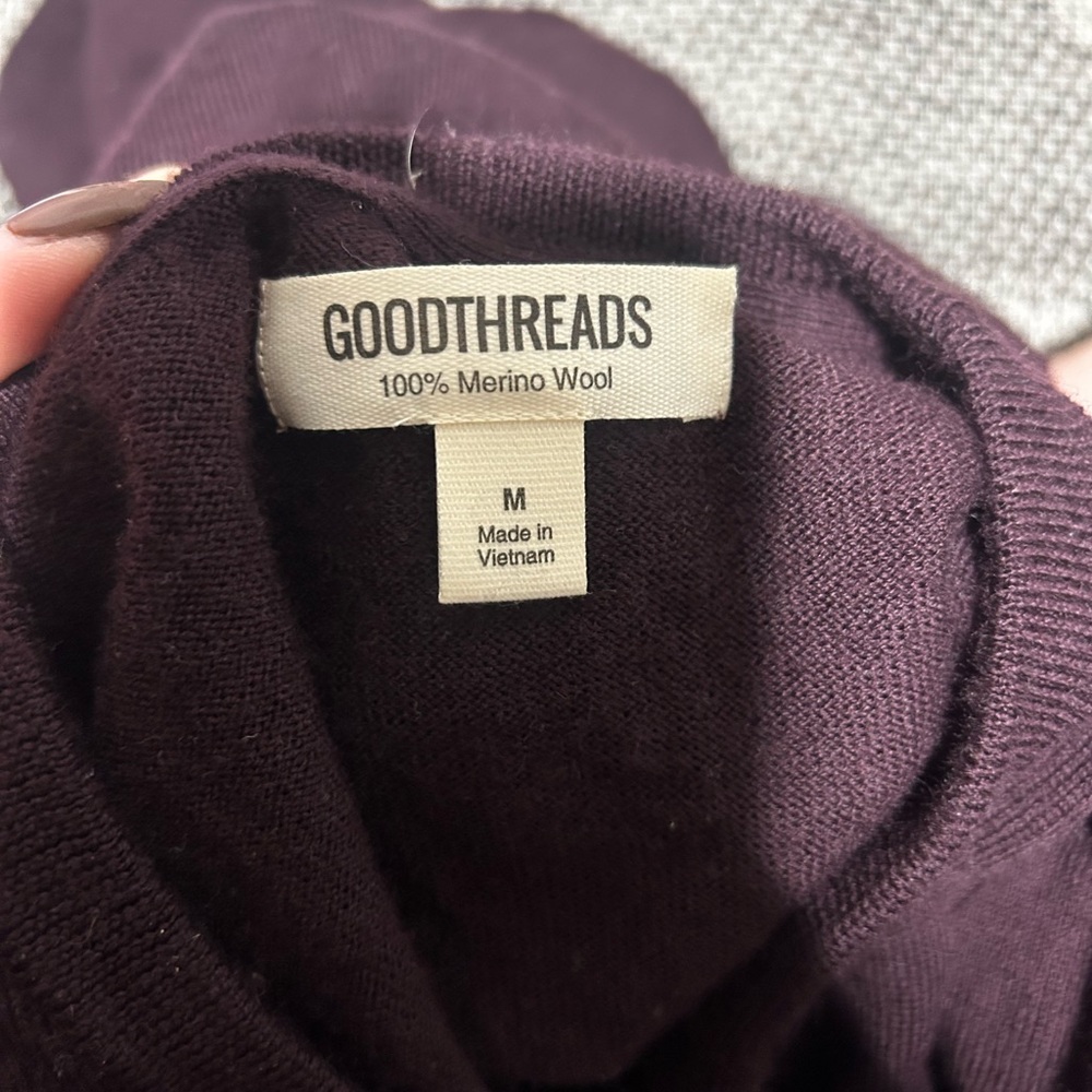 Goodthreads Women's Dark Maroon Long Sleeve Top - Picture 5 of 5